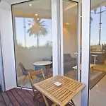 Sea View- Easy Home Booking